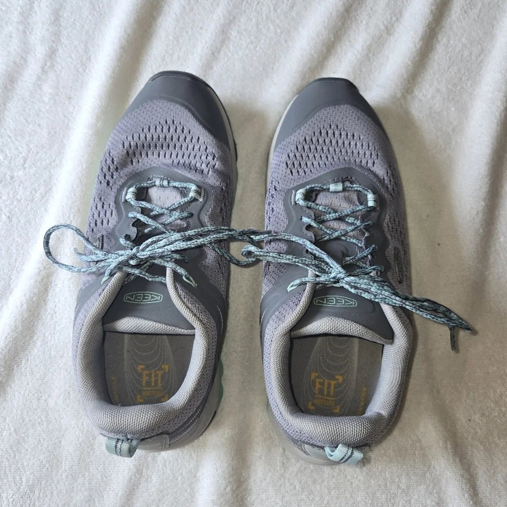 Keen these gray